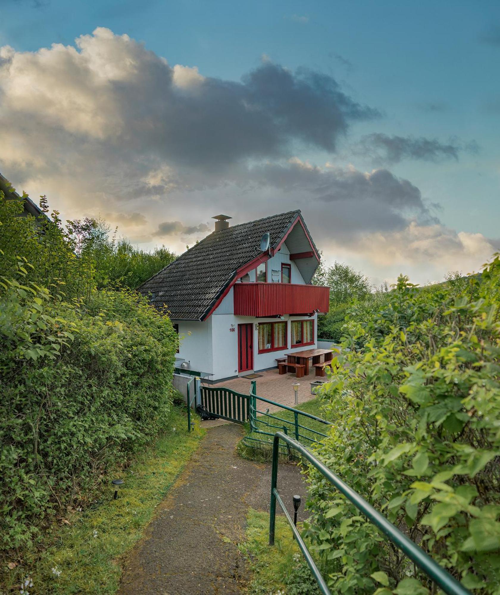 Fh "Baeren Ecke" Am See Im Hessischen Bergland Kirchheim  Ngoại thất bức ảnh